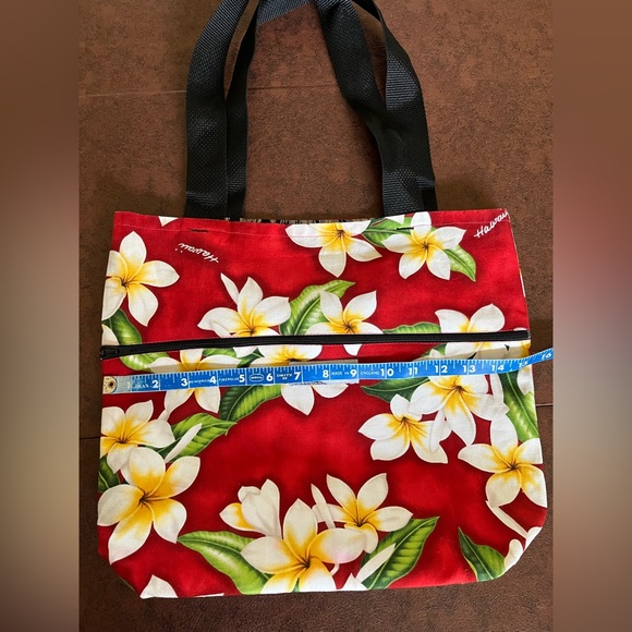 Made in Hawaii Reversible Fabric Tote Bag - Picture 10 of 13